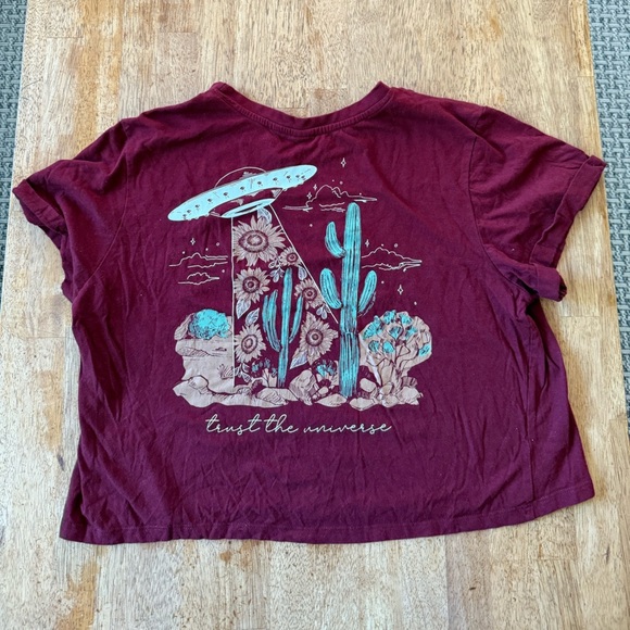 Vibe'n Maroon Casual Crop Tee - Picture 3 of 3